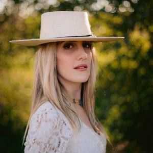 Meet your Posher, Caterina